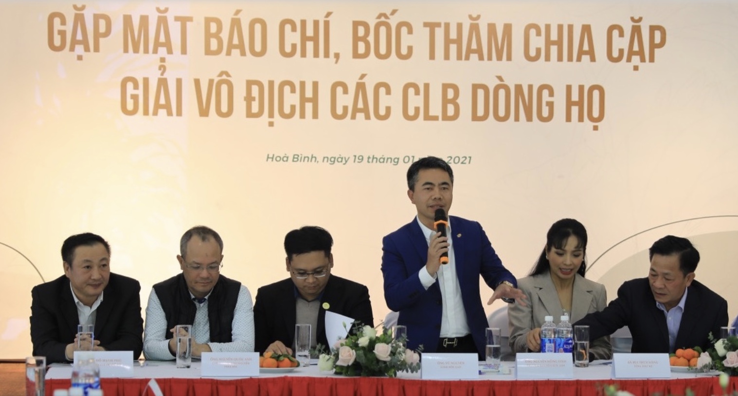 Ông Nguyễn Hồng Vinh - Trưởng BTC, phát biểu tại buổi họp báo