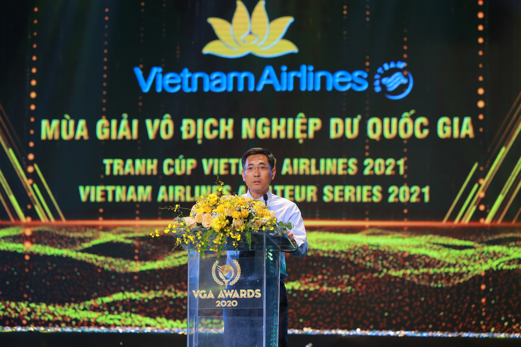 Đại diện Tổng Công ty Hàng Không Việt Nam phát biểu tại buổi lễ