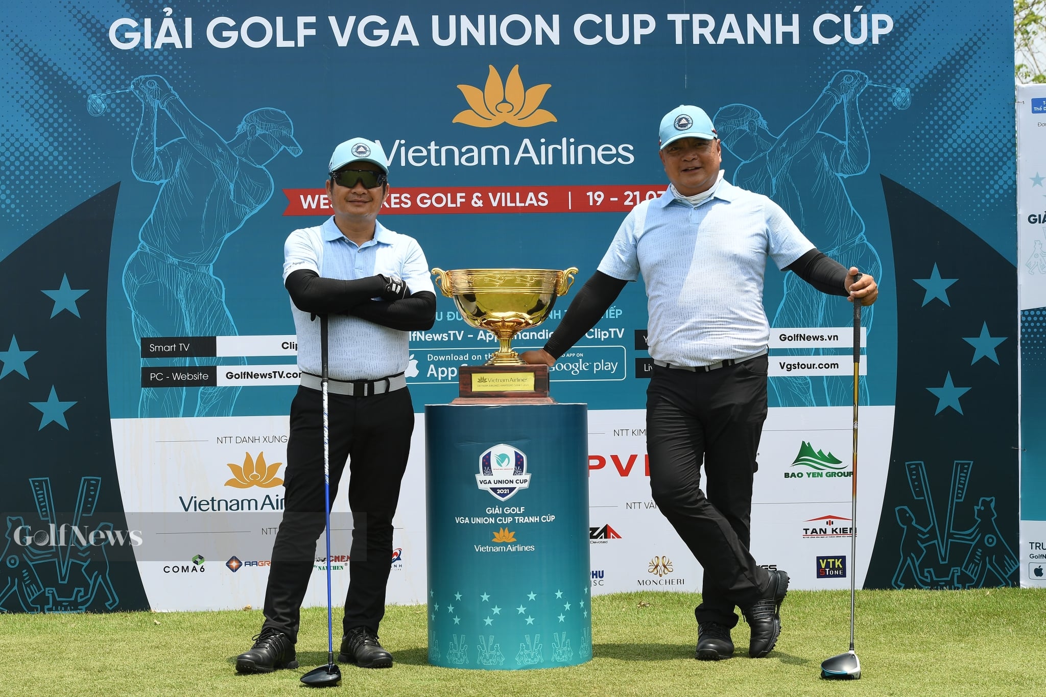 Nguyễn Văn Thống và Nguyễn Ngọc Khôi để ghi một trận thắng duy nhất trong buổi chiều ngày 18/3 ở trận đấu fourballs với tỉ số cách biệt 4&2. Ảnh Golfnews