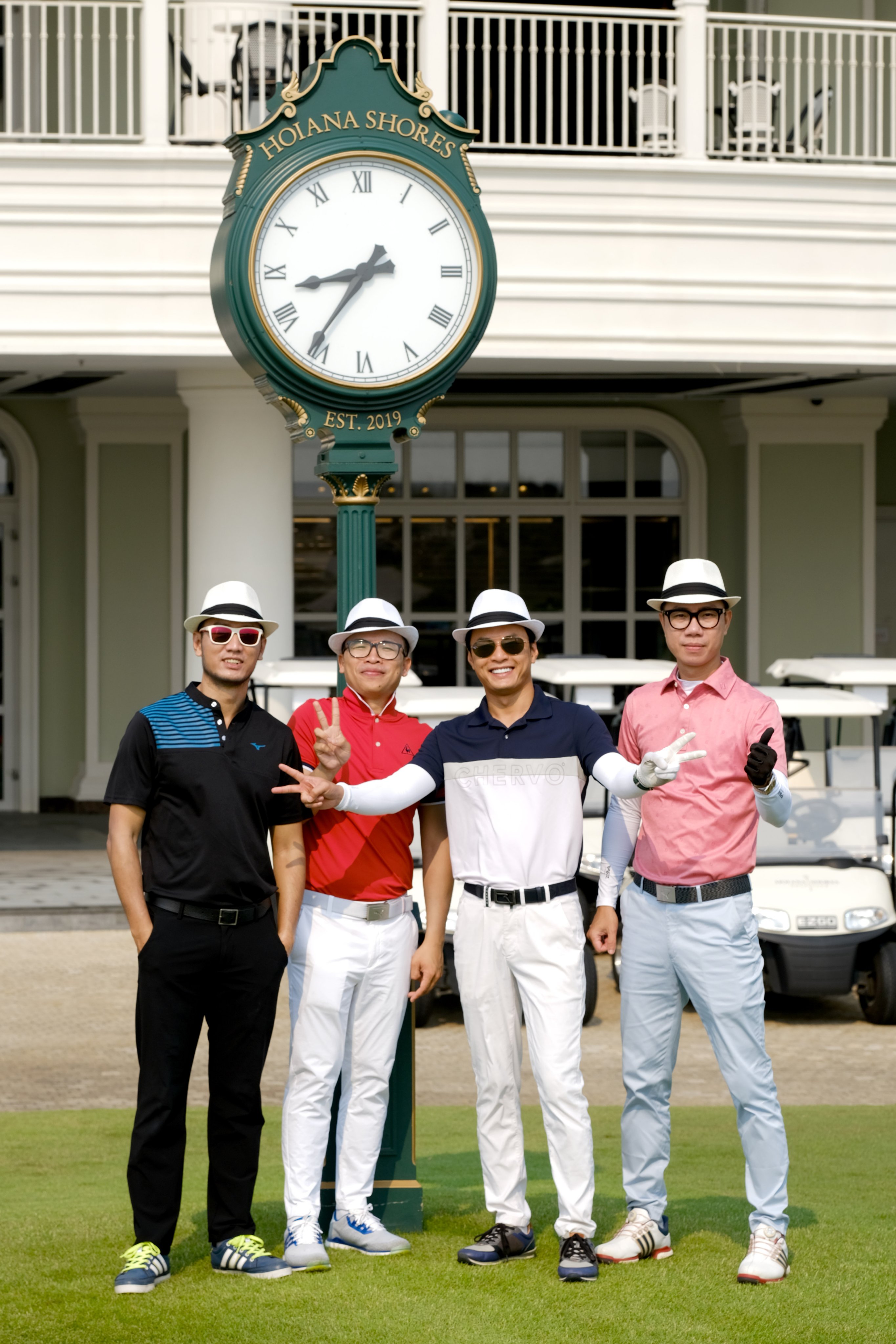 Diễn viên Hồng Đăng và những người bạn golf thân thiết