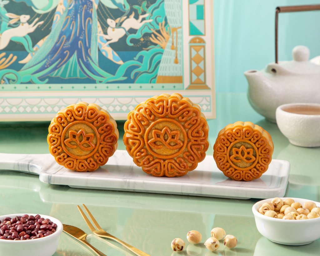 Khách sạn Hà Nội ra mắt BST Bánh Trung Thu ấn tượng