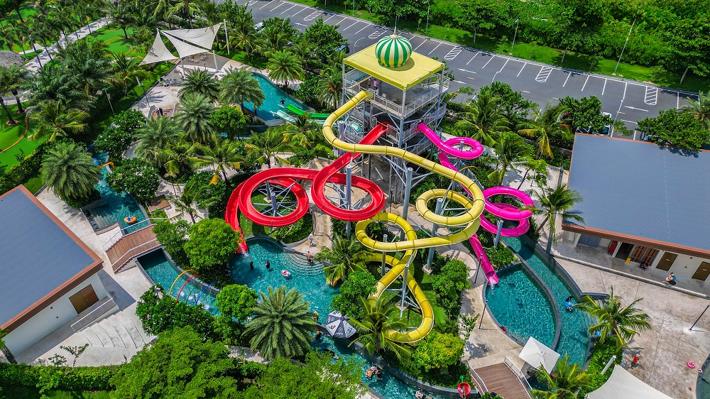 WATER_PARK_(2).jpg (373 KB)
