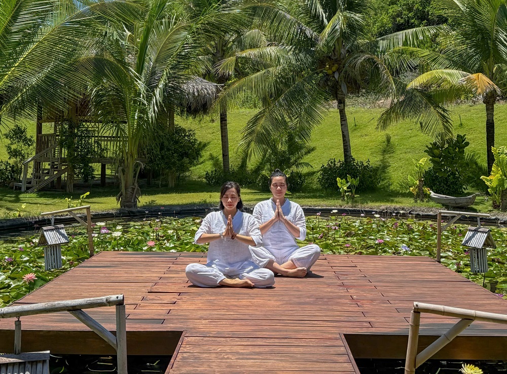 Fusion-Resort-Cam-Ranh-Yoga.jpg (459 KB)