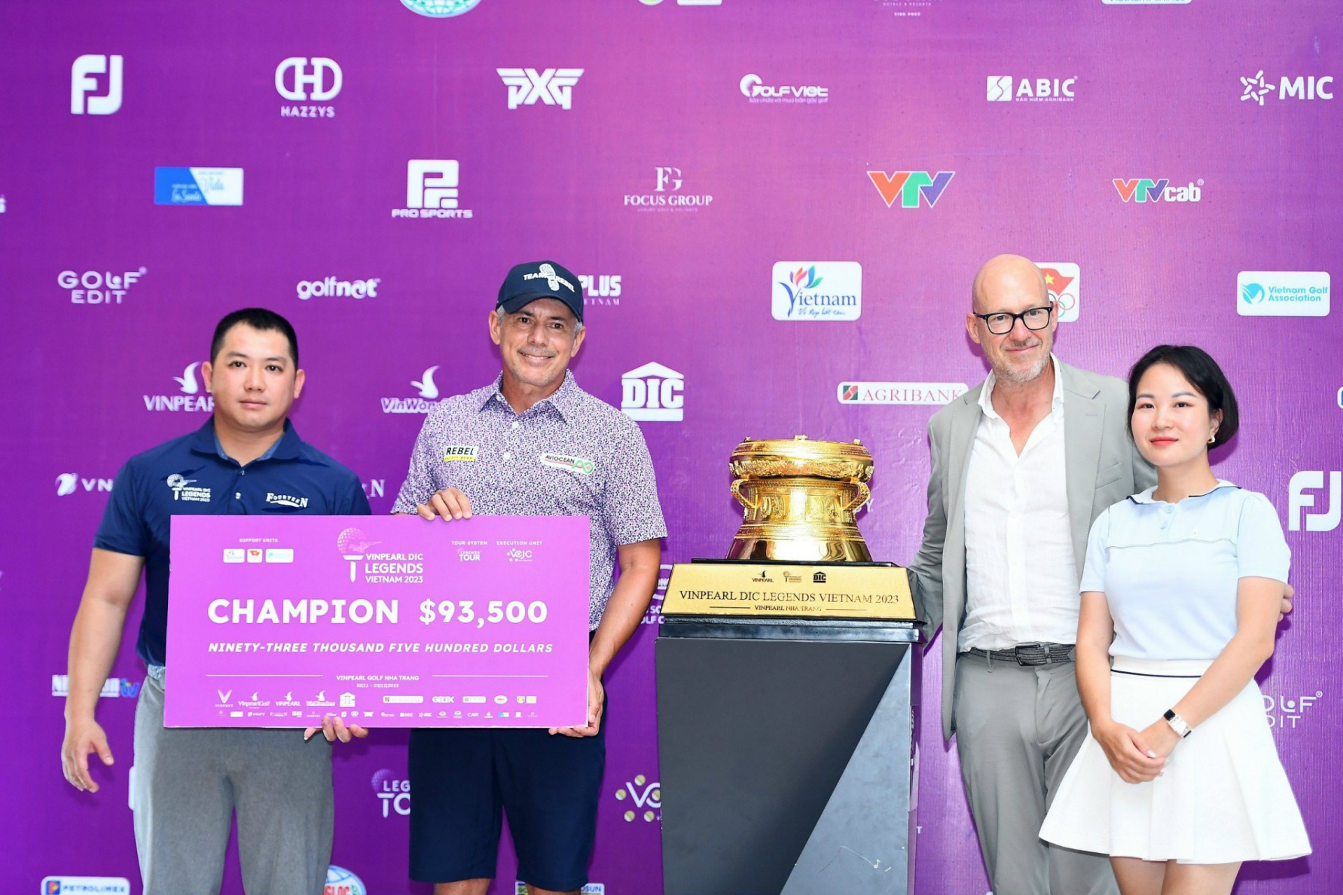 Chân dung nhà vô địch Vinpearl DIC Legends Việt Nam 2023