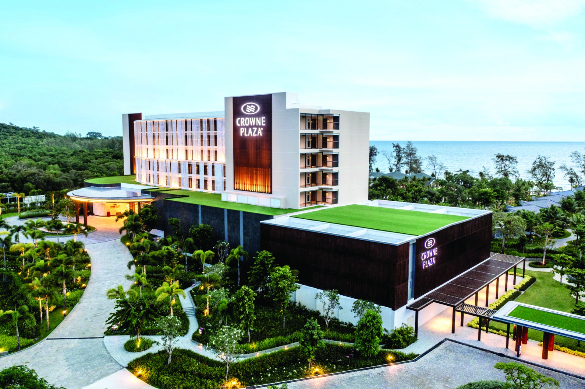 5 lý do khiến Crowne Plaza Phu Quoc Starbay là điểm đến hoàn hảo mùa lễ hội 2021 