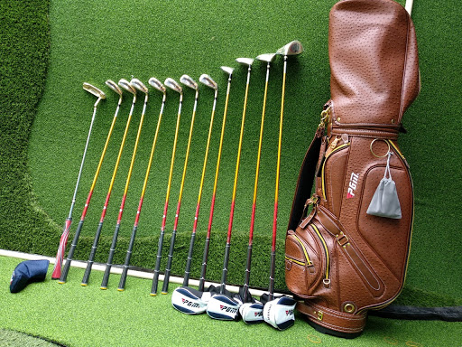 Golfer cần  lựa chọn bộ gậy phù hợp nhất
