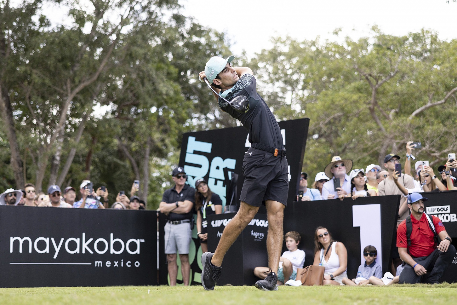 Thắng playoff, Joaquin Niemann vô địch LIV Golf Mayakoba