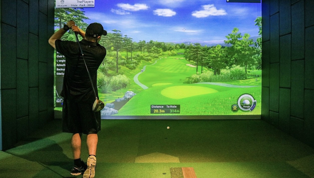 Alma Tees Up Virtual Reality Golf