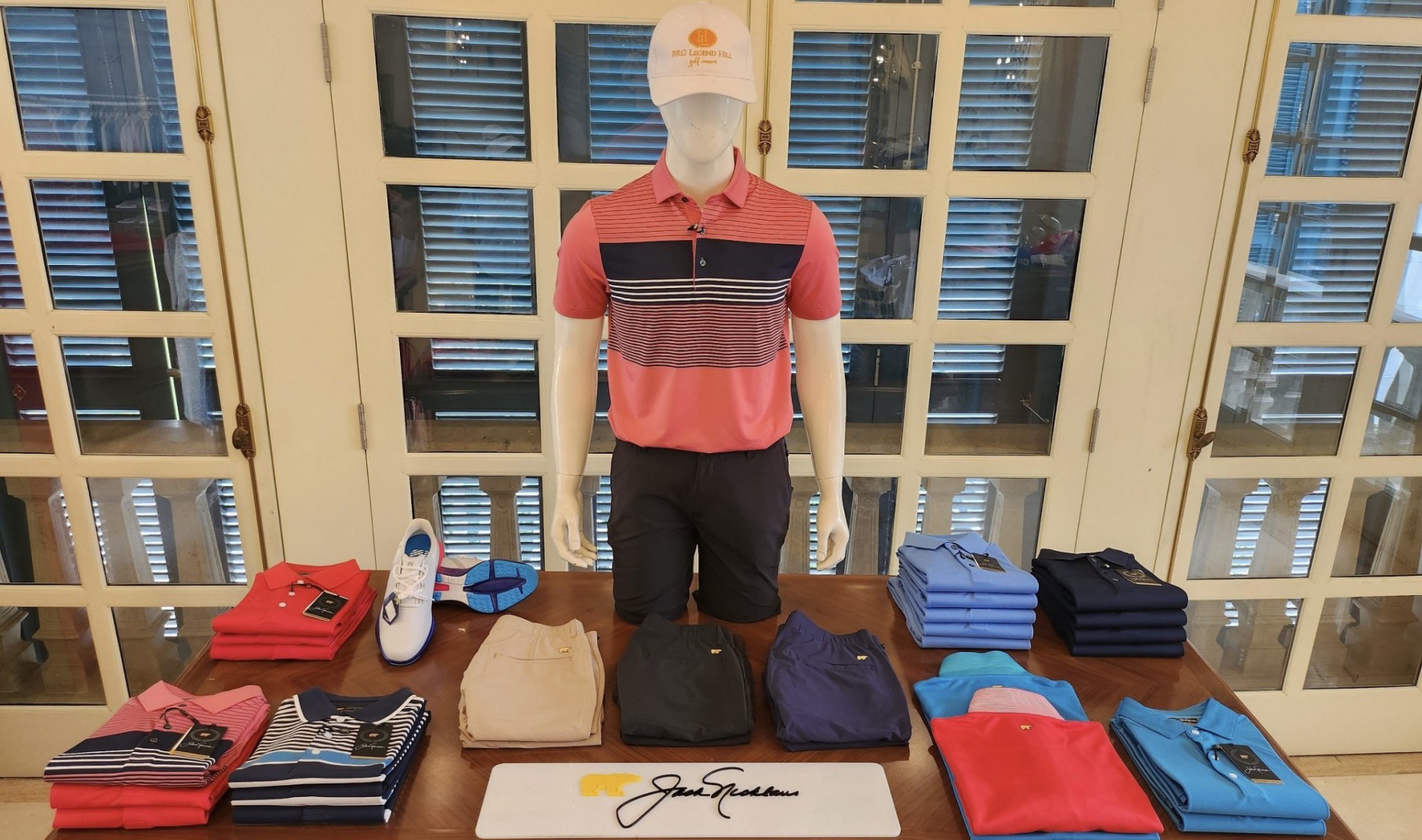  Trải nghiệm thương hiệu thời trang gôn Gấu Vàng Jack Nicklaus đẳng cấp thế giới tại Việt Nam