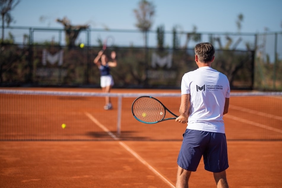 mouratoglou_tennis_center.jpg (90 KB)
