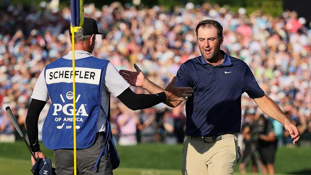 "Vén màn" bộ gậy của nhà vô địch PGA Championship 2025