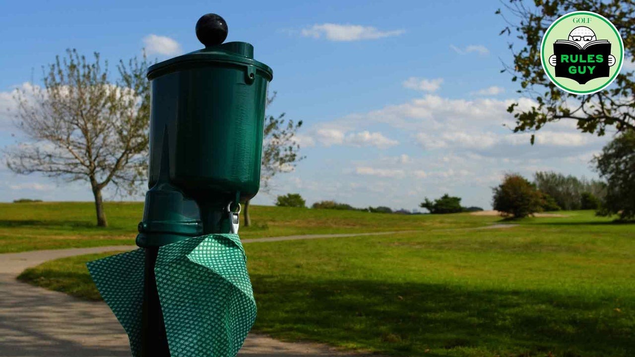 ball-washer-on-golf-course.jpg (152 KB)