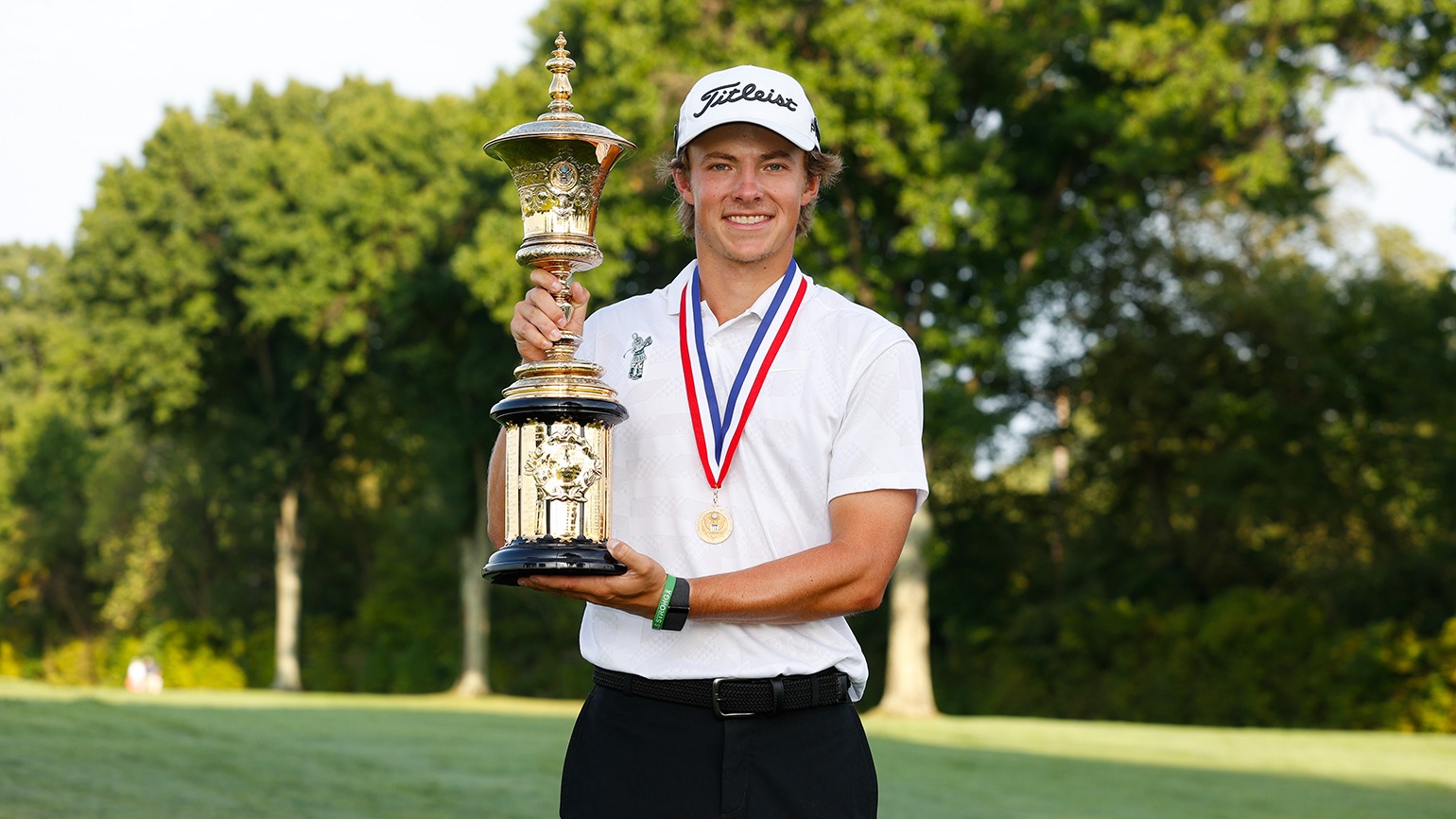 as_piot-trophy.jpg (271 KB)
