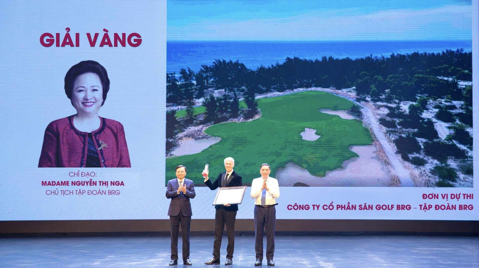 Tác phẩm Quy hoạch tổ hợp sân gôn Golden Sands Golf Resort đạt giải Vàng trong Giải thưởng Quy hoạch đô thị Quốc gia lần IV