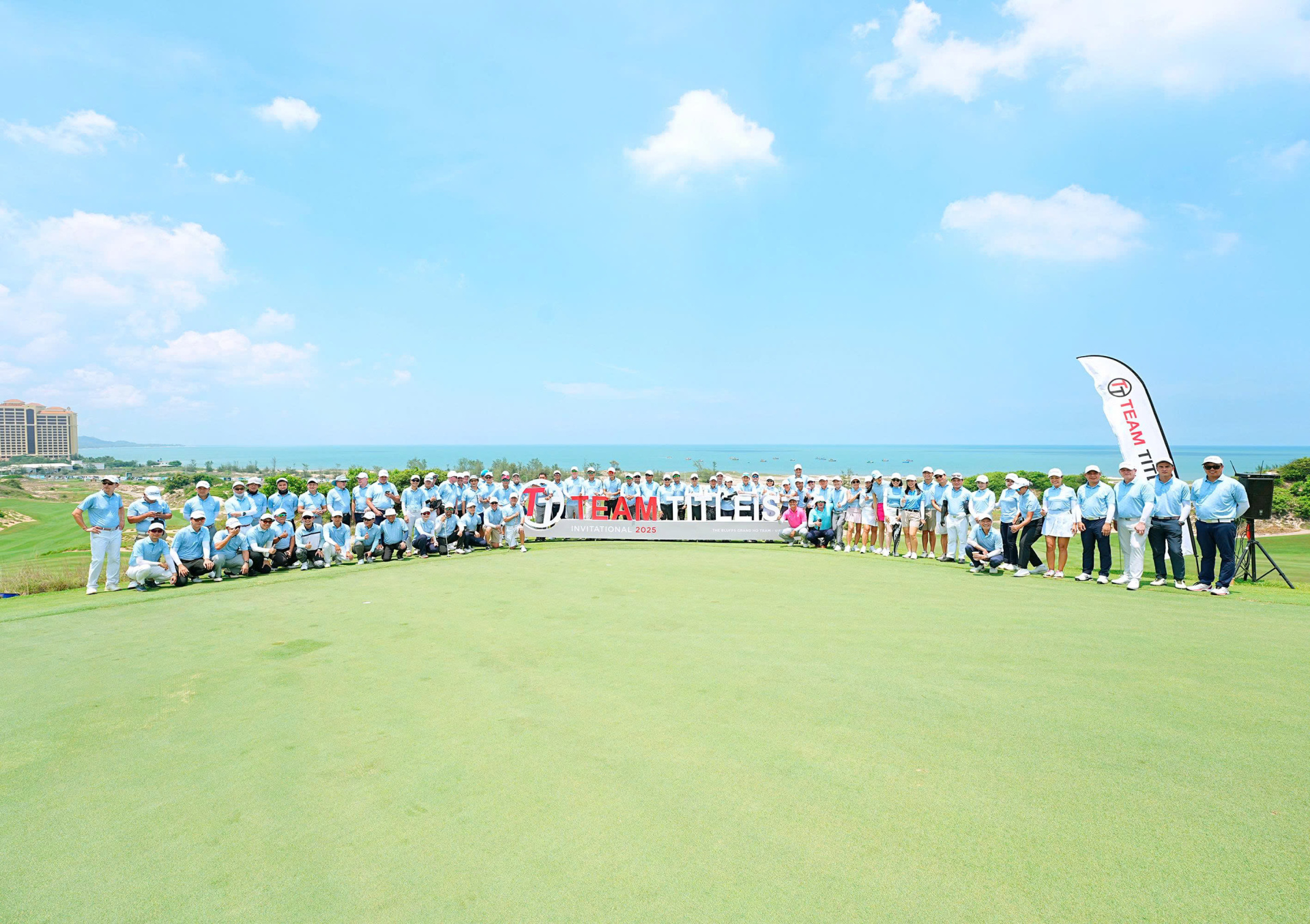 87d878aee1bd55e30cac.jpg (890 KB)