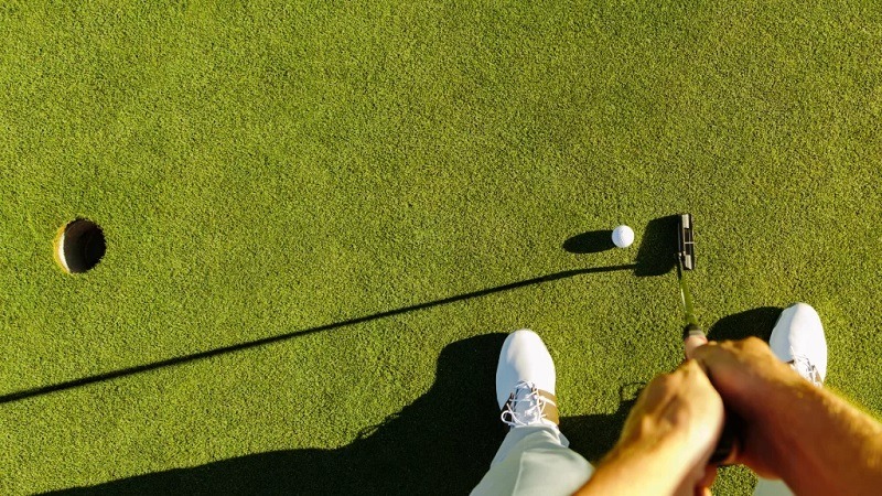 hinh-anh-tap-putt-golf-1.jpg (194 KB)