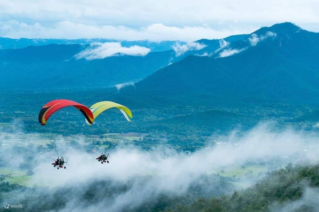 ChiangMaiSkyViewParamotorAcademy.jpg (56 KB)