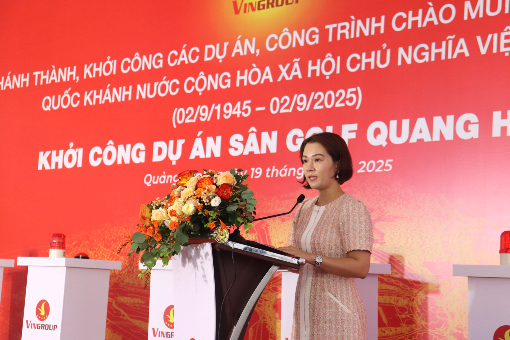 2396833_dai_dien_tap_doan_vin_group_phat_bieu_09132419.jpg (866 KB)