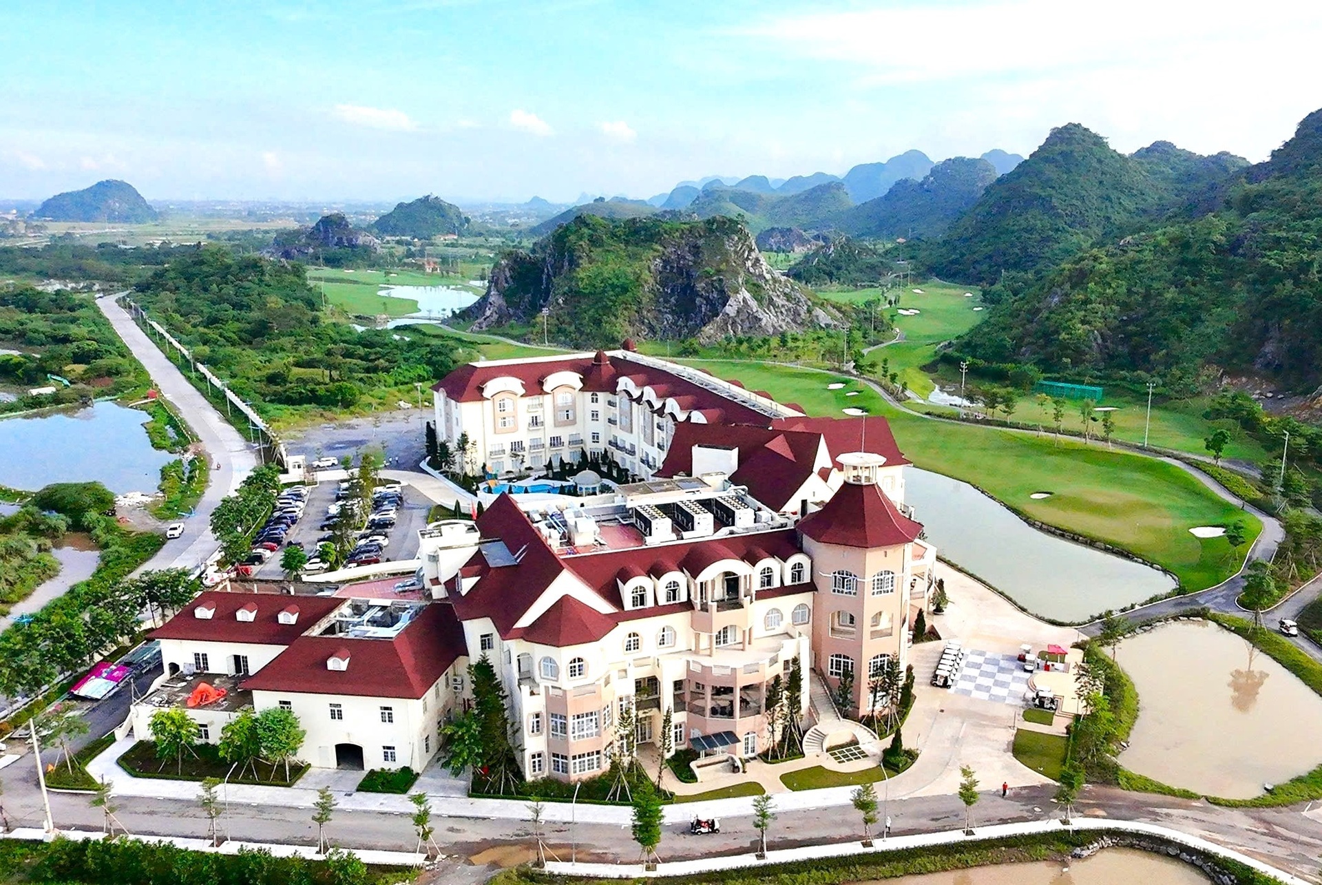 03_BRG_Hospitality_giu_vung_vi_the_Thuong_hieu_Quoc_gia_voi_4_ky_vinh_danh_lien_tiep.jpeg (968 KB)