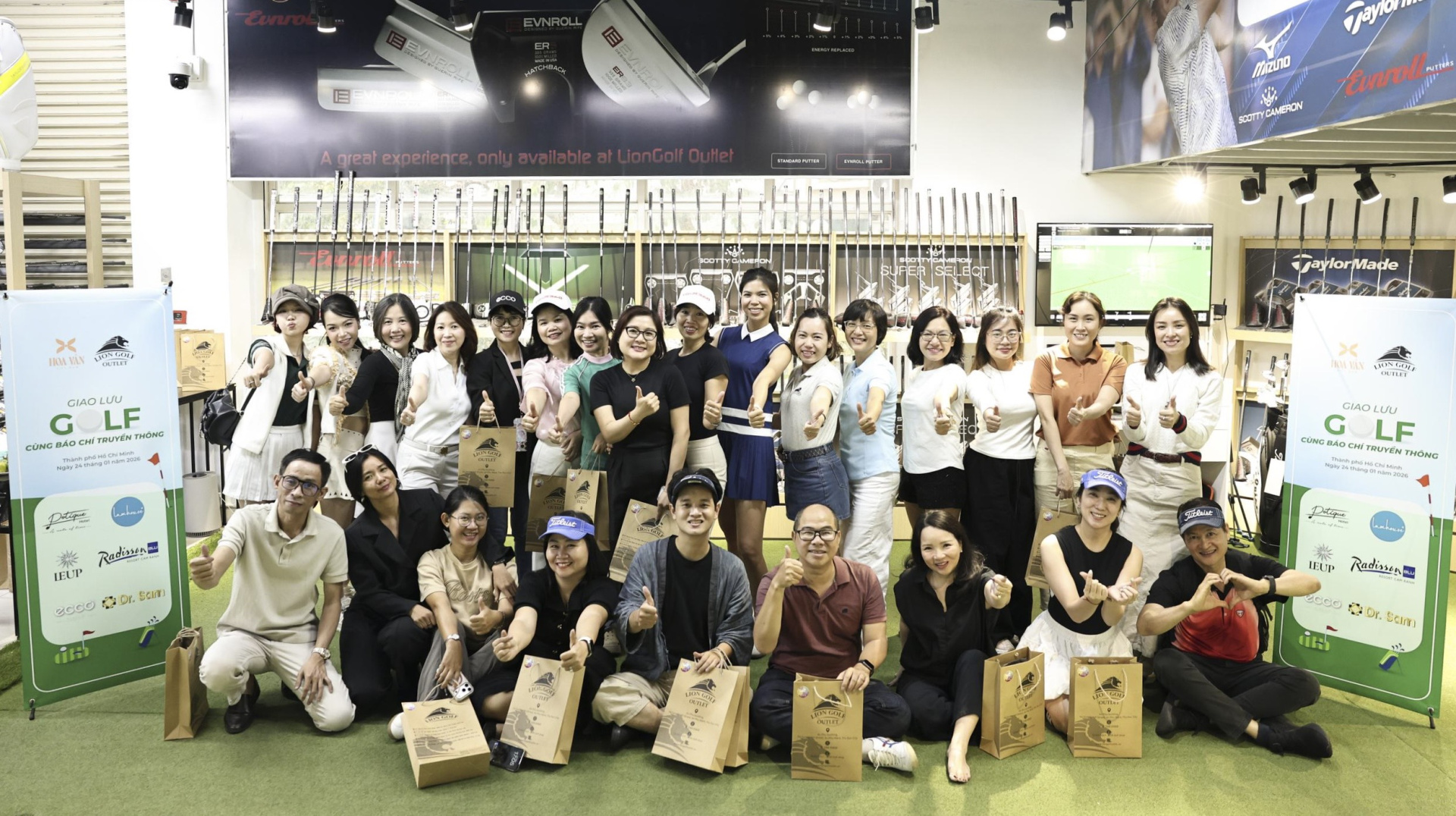 Trải nghiệm Golf 3D tại Lion Golf Outlet: Lan tỏa tinh thần golf hiện đại