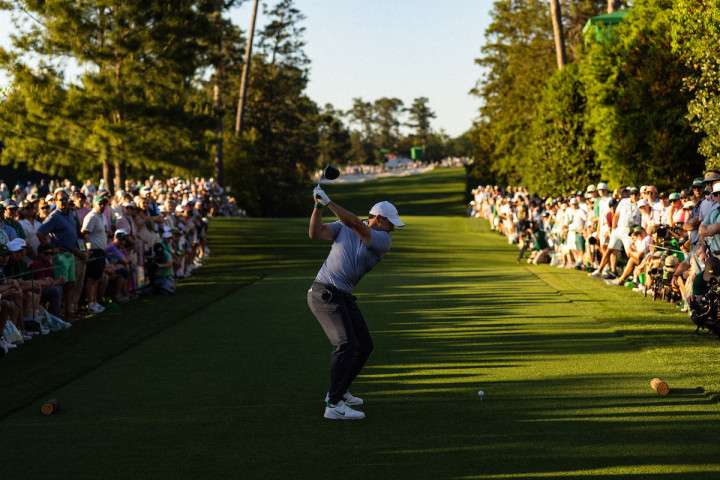 AG_SATURDAY_26MASTERS_041126_045.jpg (147 KB)