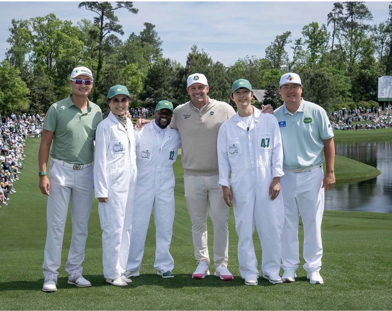 id6u6j55wiqyj0qpm5aivaa0b6ggntb5rg60ulrjuuy-song-joong-ki-masters-caddie.jpg (284 KB)