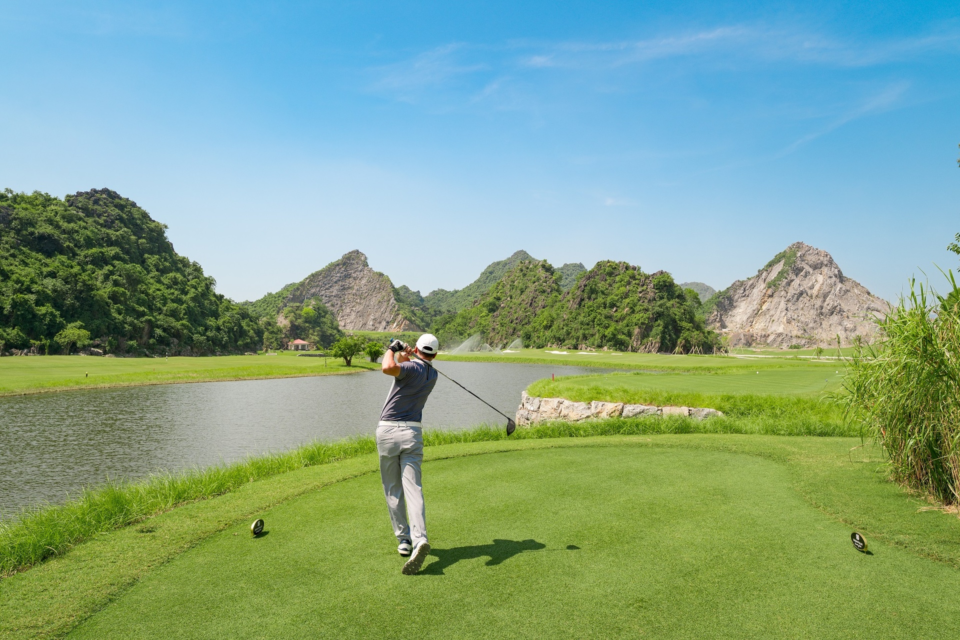 02_Canyon_Course__Ninh_Binh.jpg (1.02 MB)