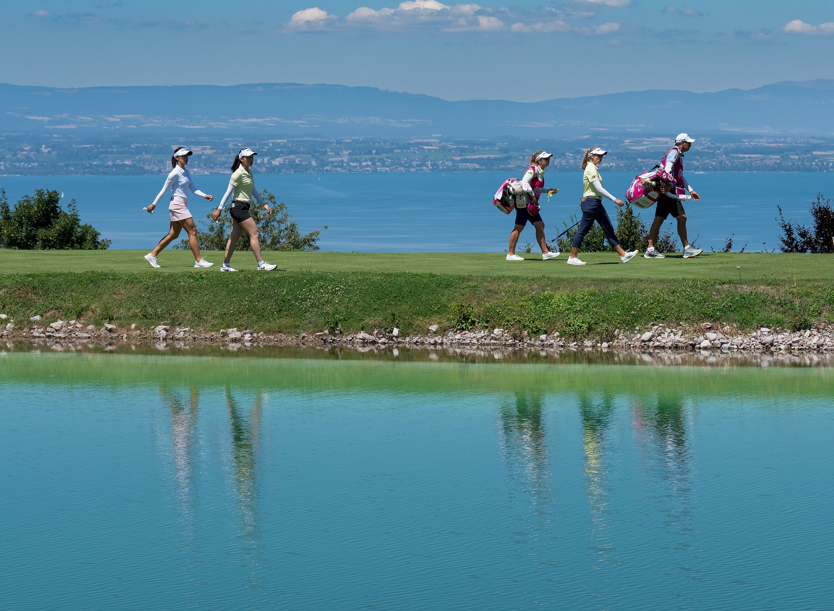 Cac_Rolex_Testimonees_Lydia_Ko__Jeeno_Thitikul_va_Brooke_Henderson_tai_Amundi_Evian_Championship_nam_2025.jpg (728 KB)
