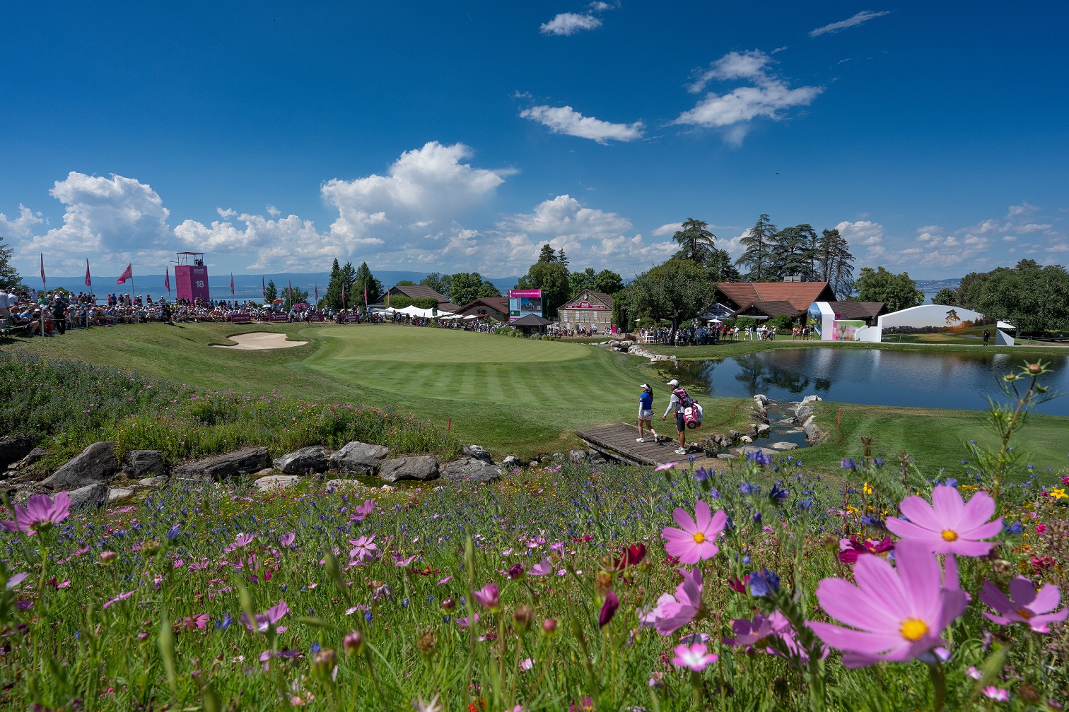 Rolex_Testimonee_Jeeno_Thitikul_tiep_can_vung_green_cua_ho_so_18_tai_Amundi_Evian_Championship_nam_2025.jpg (719 KB)
