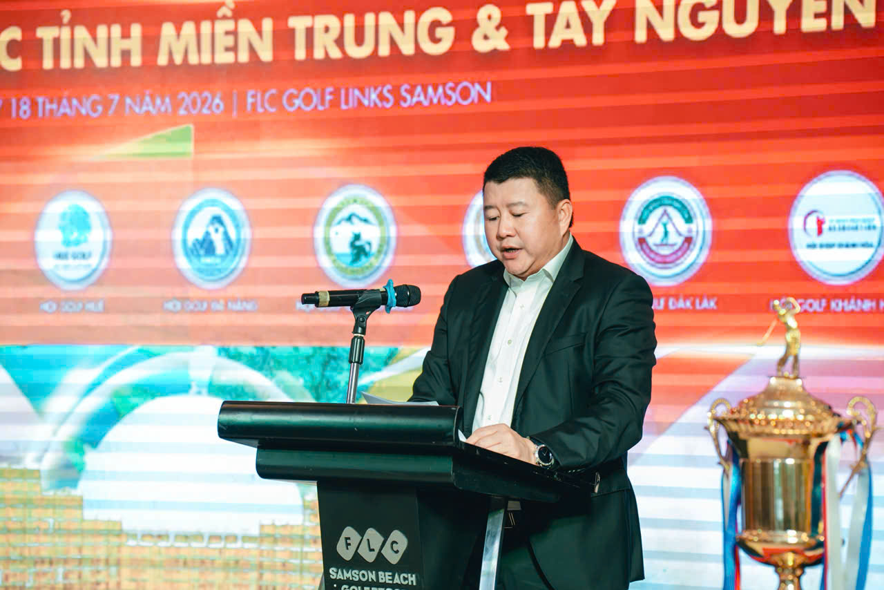 ONG_MAI_XUAN_THONG_-_CHU_TICH_HOI_GOLF_THANH_HOA__TRUONG_BTC_GIAI.jpg (238 KB)