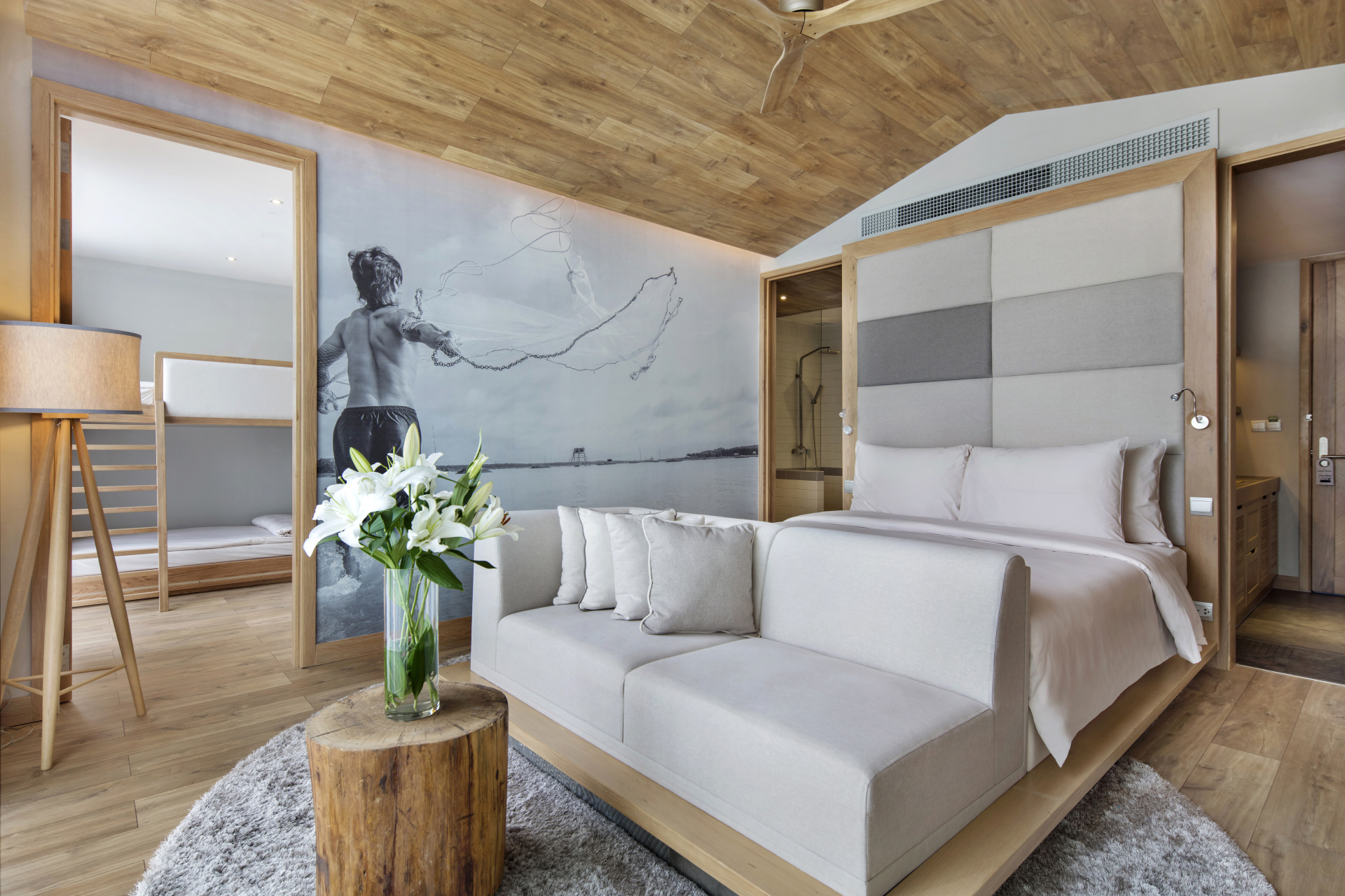 Two-bedroom-family-suites-fusion-suites-saigon.jpg (801 KB)