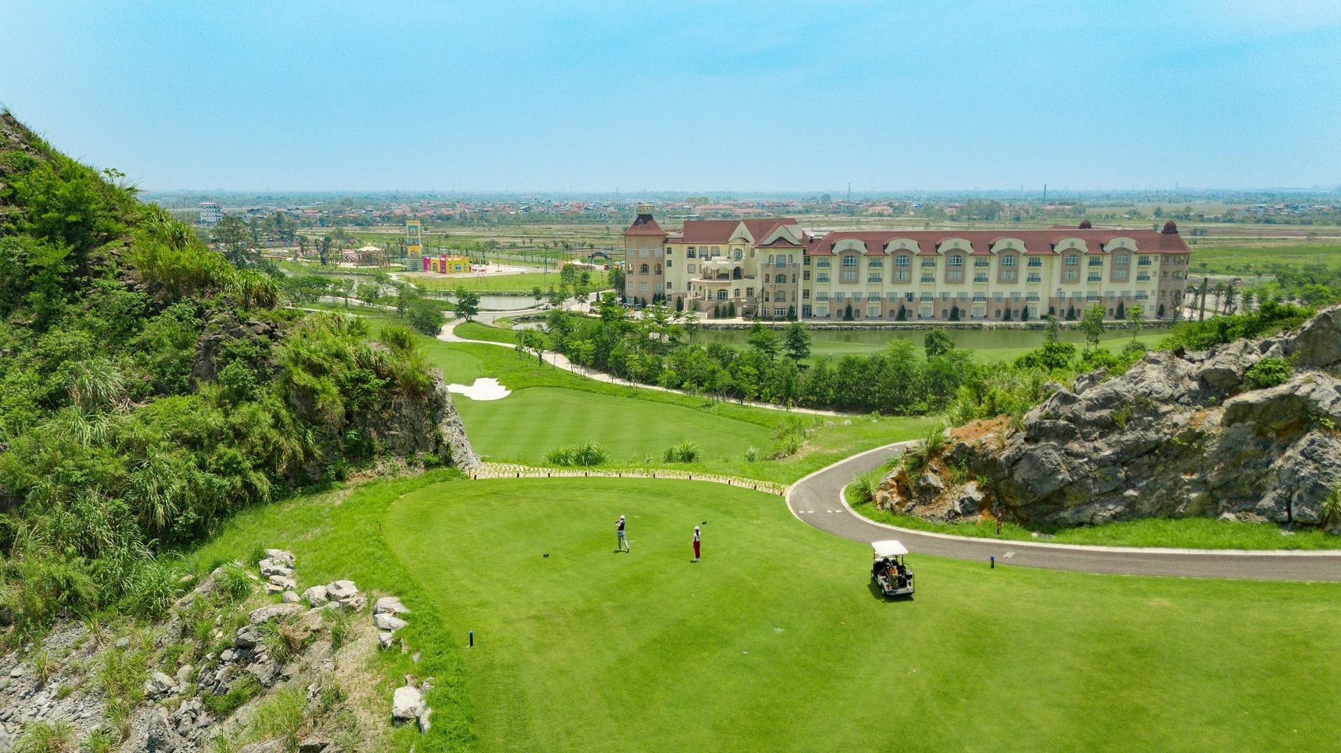 03_Canyon_Course.jpg (983 KB)