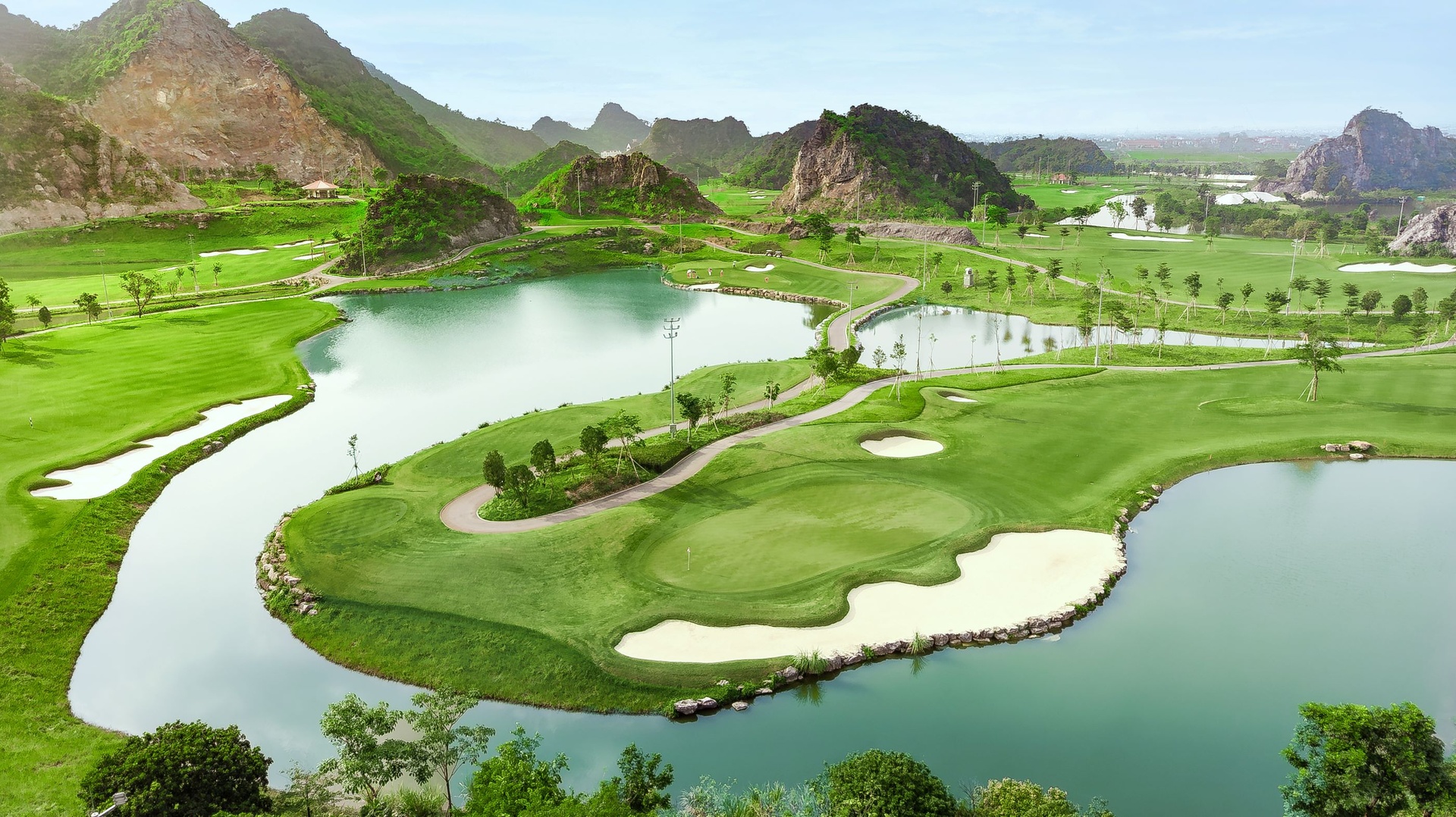 02_Legend_Valley_Country_Club.jpg (779 KB)