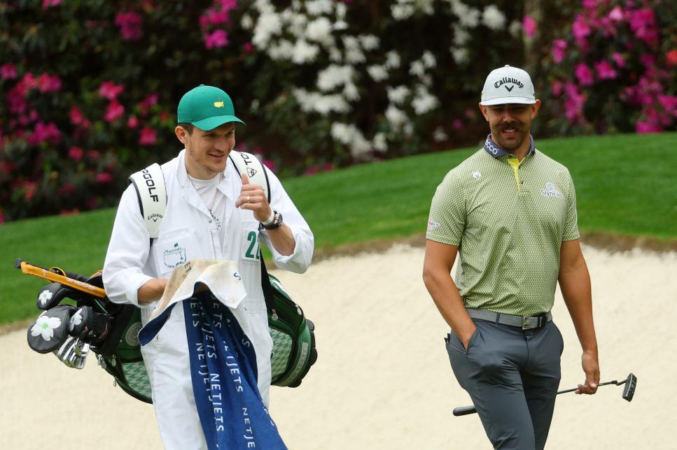 Liệu caddie PGA Tour có thể đánh bại chính golfer của mình?