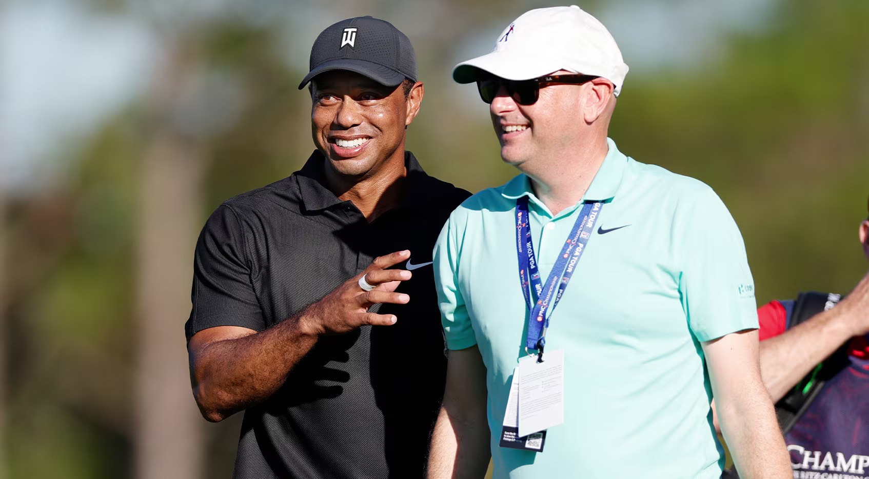 McNamara - Caddie mới của Tiger Woods tại Hero World Challenge 