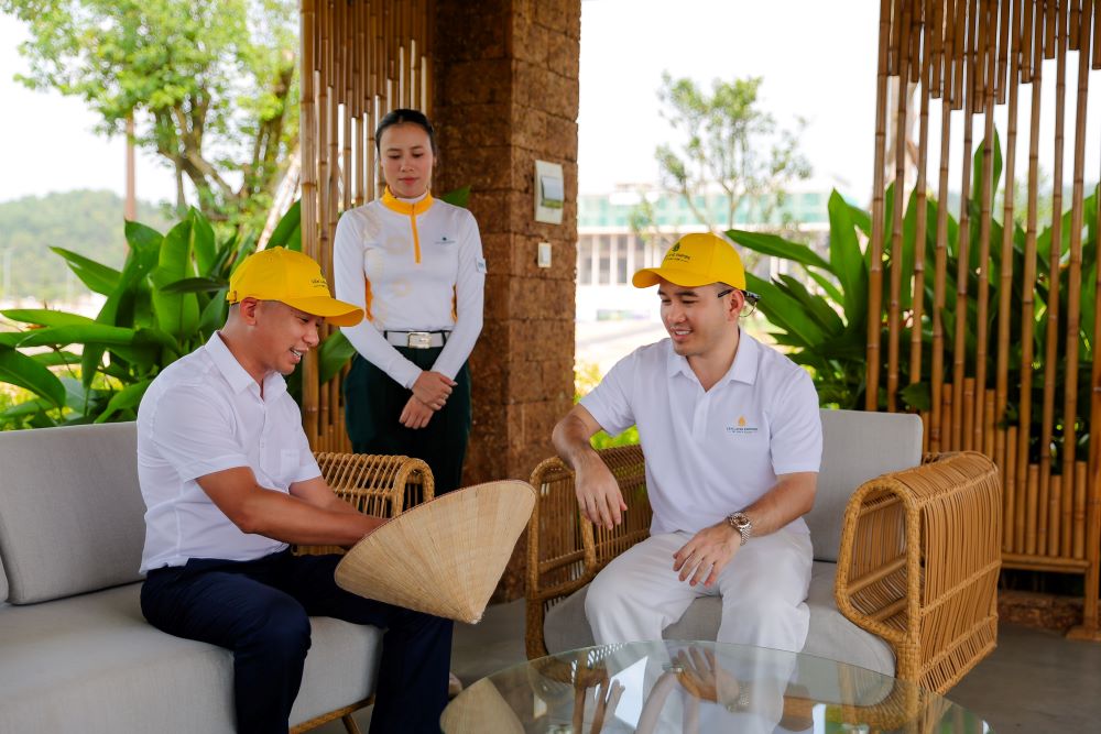 Anh_5.jpg (113 KB)