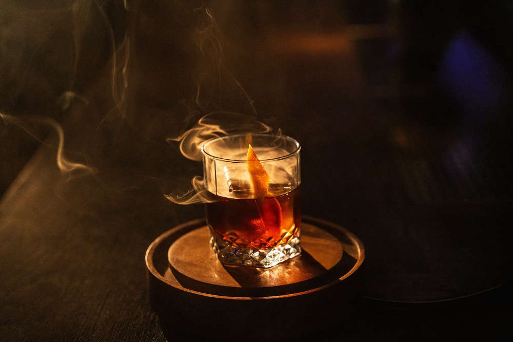 Cocktails_Get_Techy_-_Kimpton_C_C_Trends_2026...jpg (175 KB)
