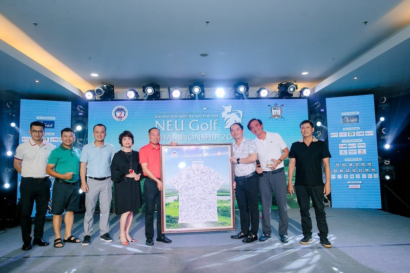 Dấu_giá_NEU_Golf_Championship_2025.jpg (116 KB)