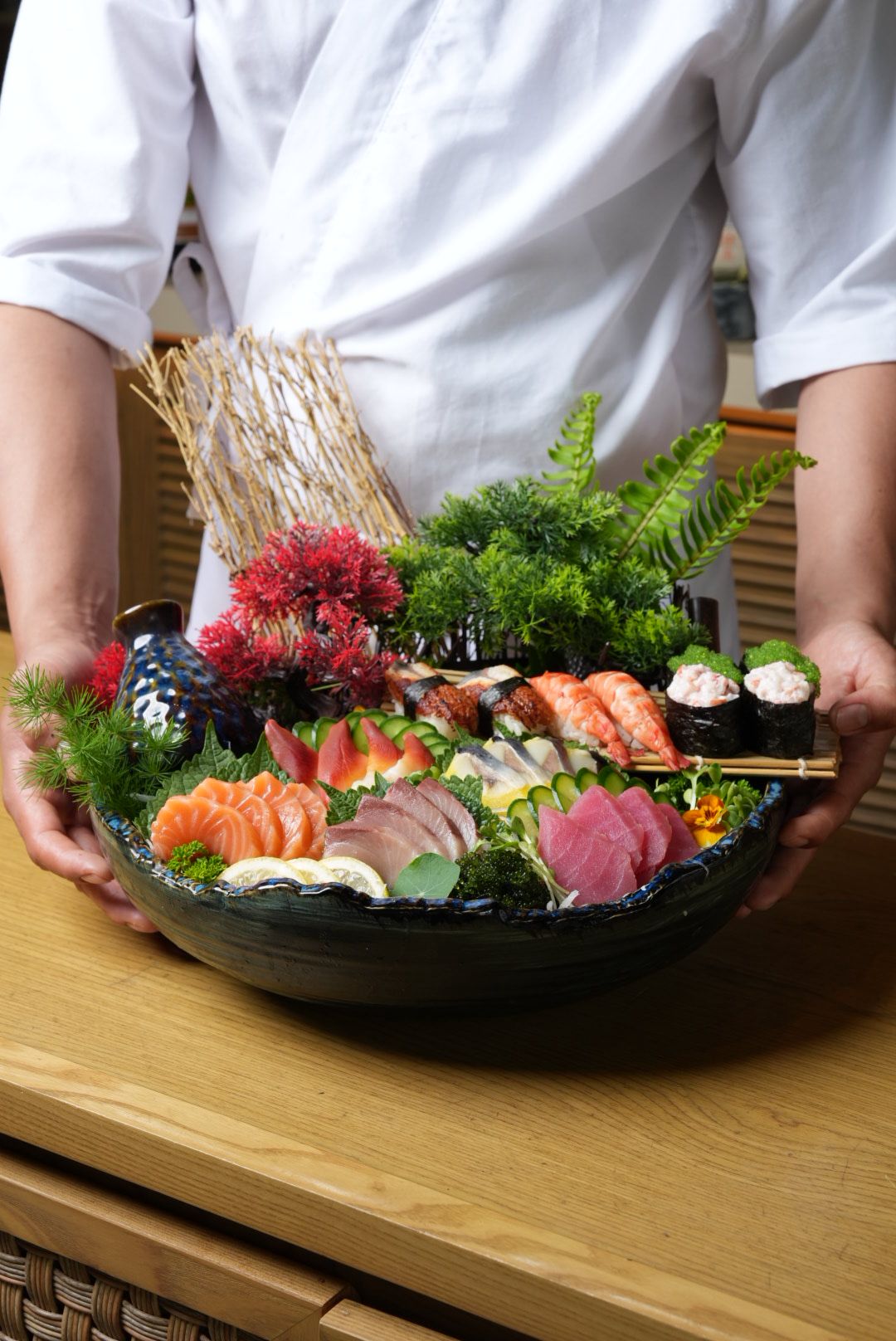14FRDN_Prime_Sushi__amp;_Sashimi_4.jpeg (235 KB)