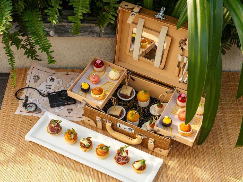 Adven'Tra_Time_Afternoon_Tea.jpg (178 KB)