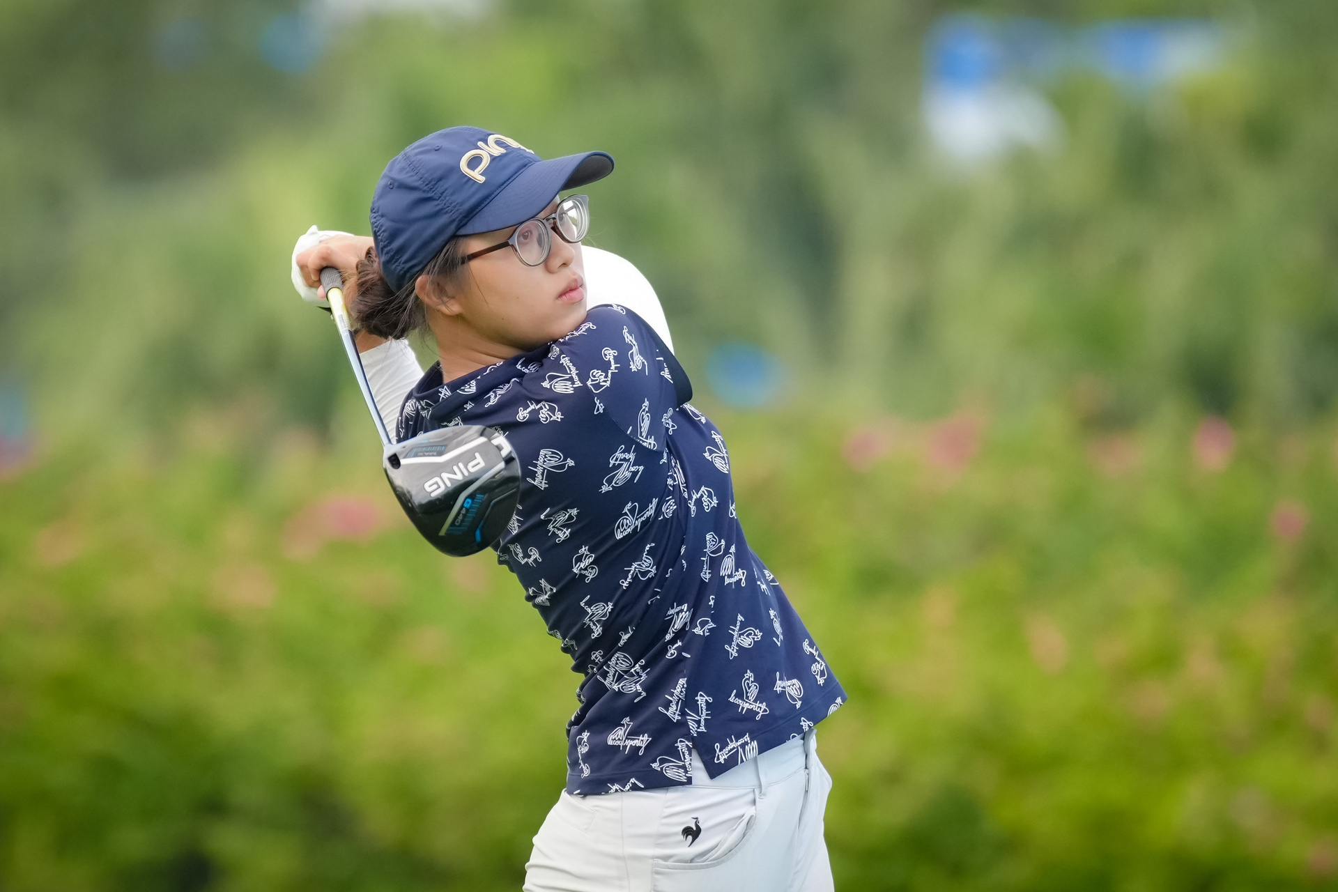 GOLF_D2-187.JPG (542 KB)