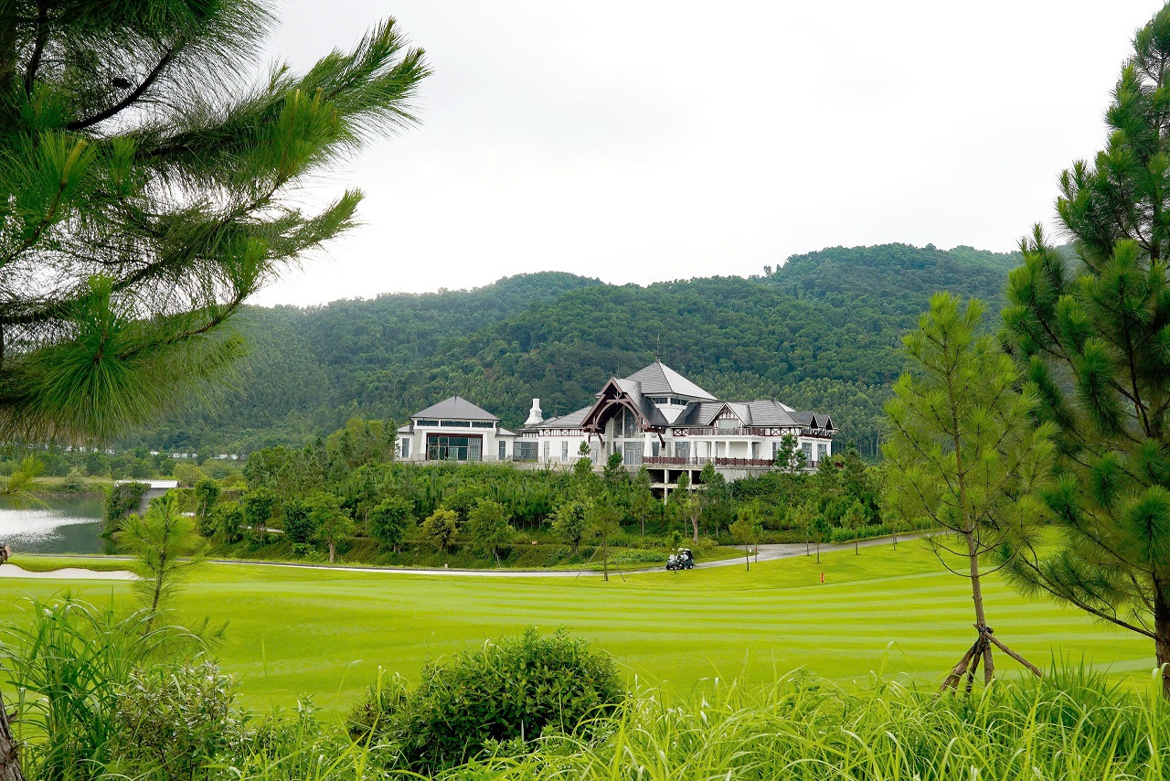 Thanh Lanh Valley Golf & Resort