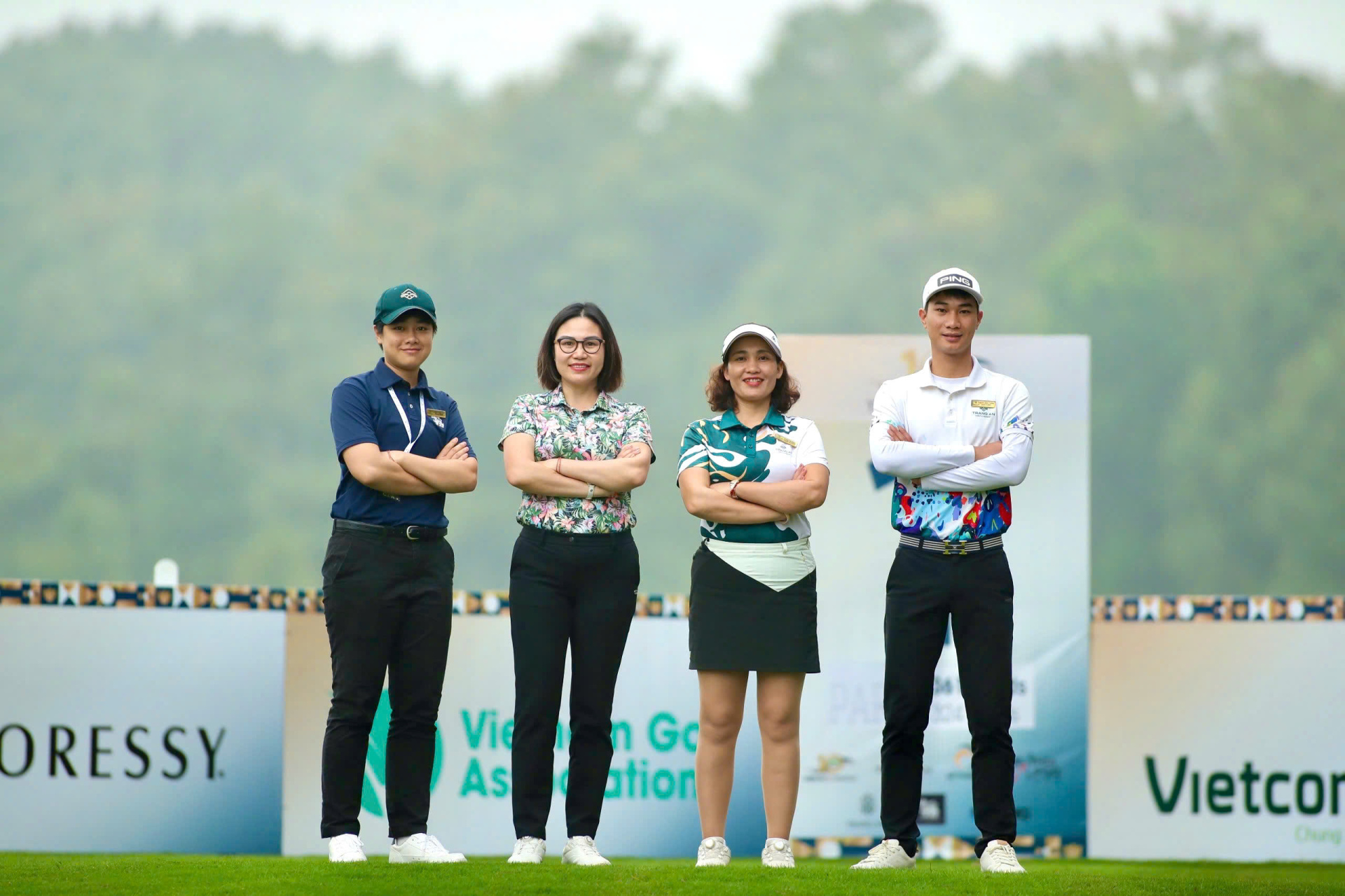 Trang_an_Golf3.jpg (593 KB)