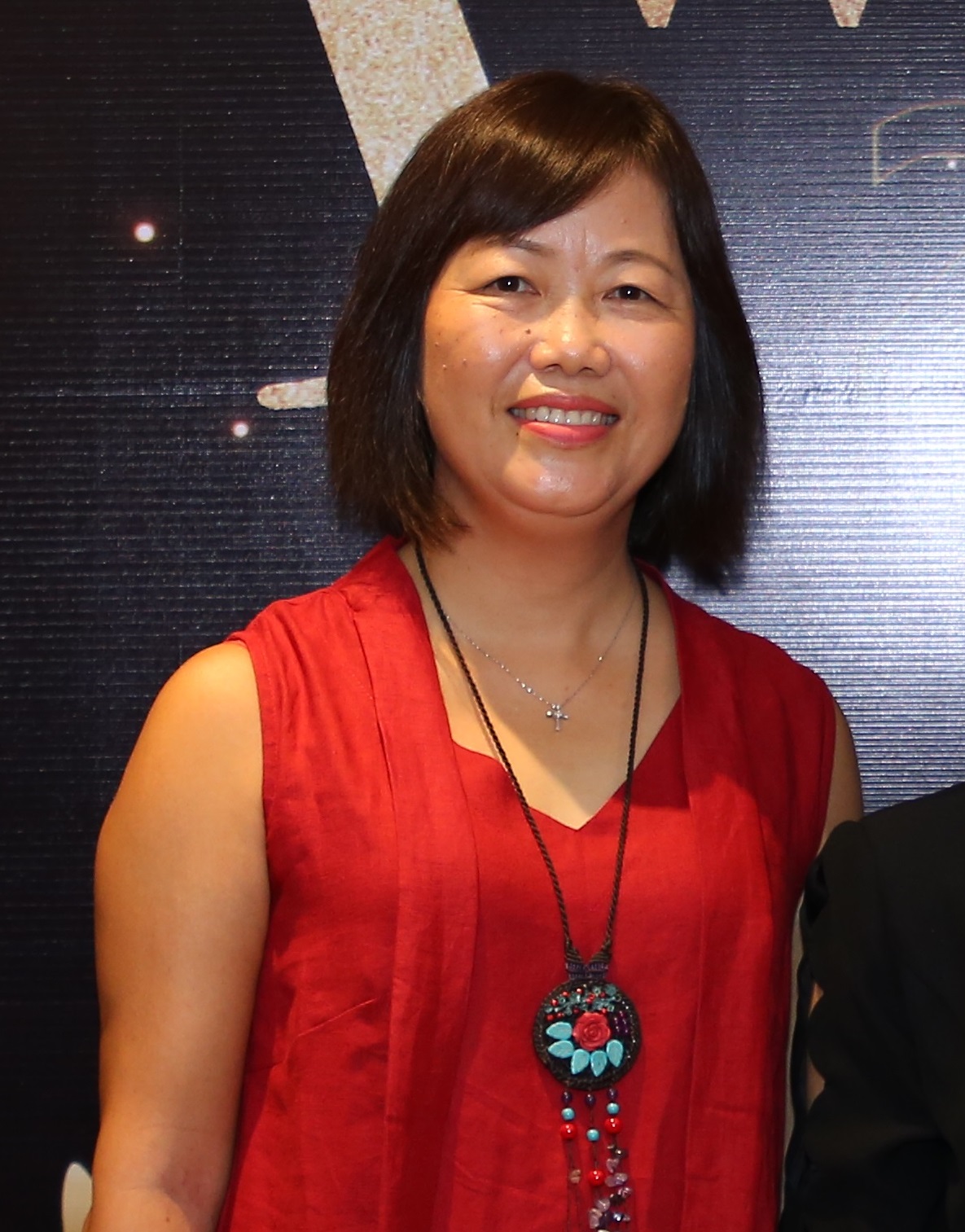 Ms_Yen1.jpg (432 KB)