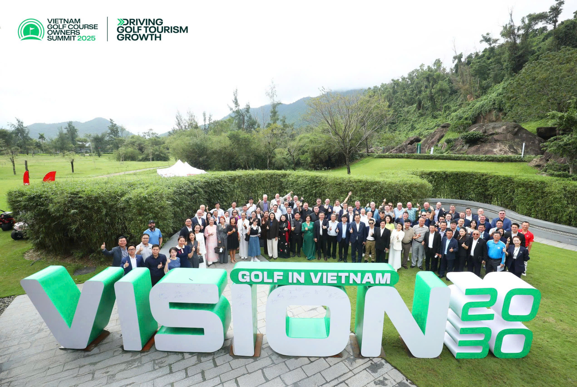 Summit_1_(17).jpg (1.04 MB)