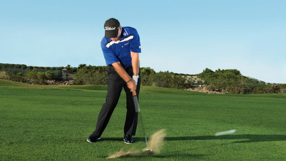 Butch Harmon: Cách để đánh trúng green dễ dàng từ Divot