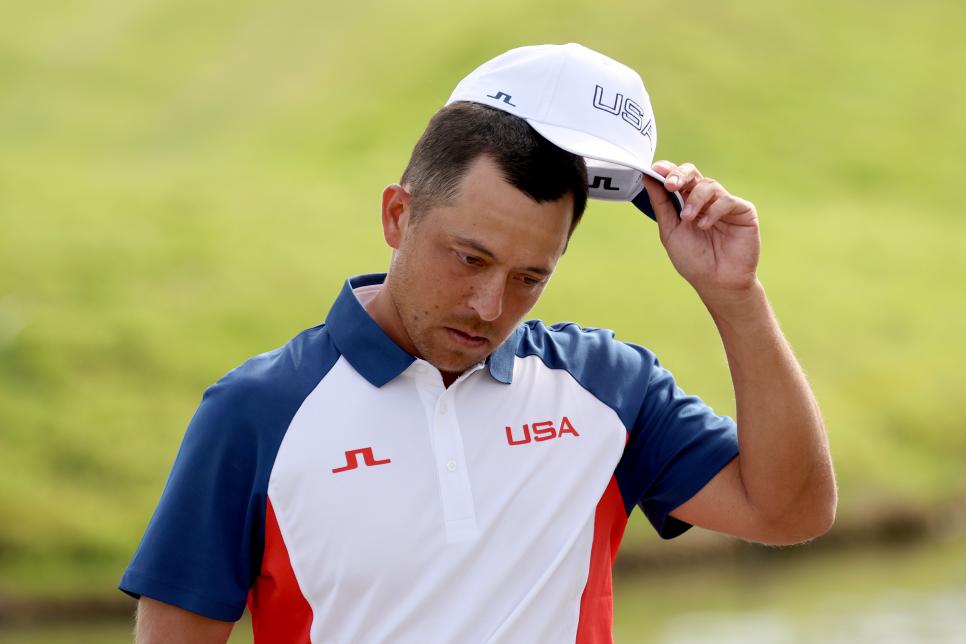 Sụp đổ ở Olympic & bước ngoặt cảm xúc của Xander Schauffele
