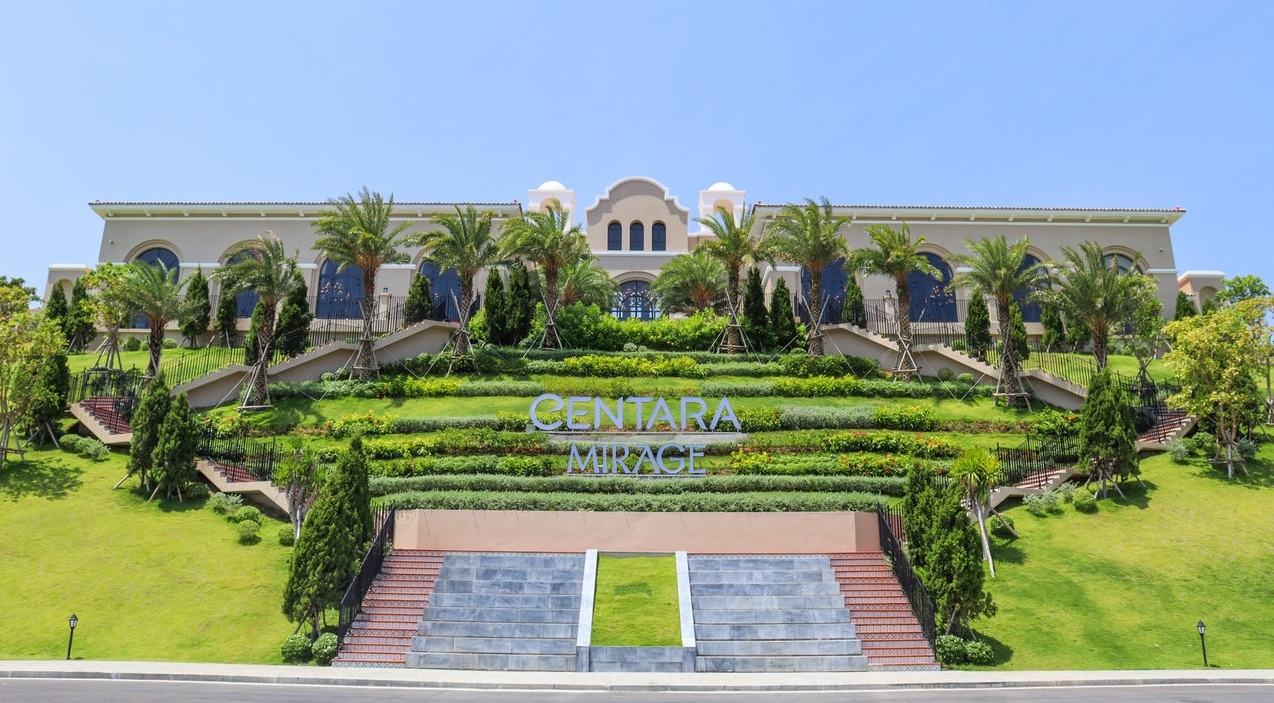 [VIETNAM GOLF & LEISURE AWARDS] Centara Mirage Beach Resort Mũi Né - Nét Địa Trung Hải phóng khoáng bên vịnh Hòn Rơm