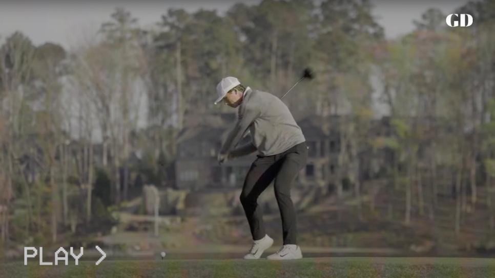 "Khoa học" đằng sau cú phát bóng 400 yards của tân binh PGA Tour