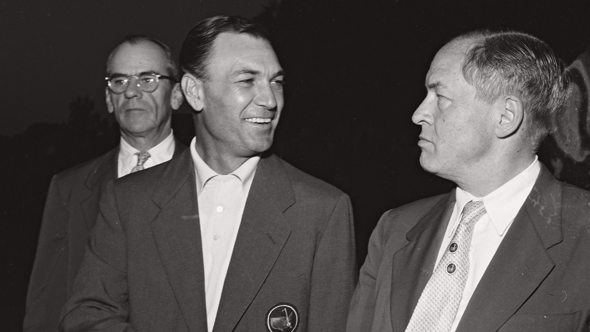 Ben Hogan - Bobby Jones: “Đặt lên bàn cân” sự nghiệp của hai huyền thoại